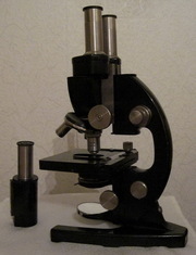 Микроскоп биологический произв. Карл Цейсс